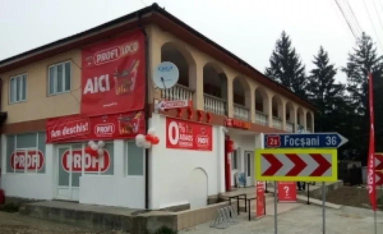 15 noi magazine Profi in luna aprilie