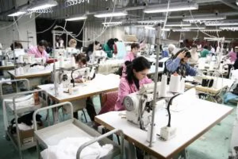 Afacerile la privat, cu dedicatie pentru stat