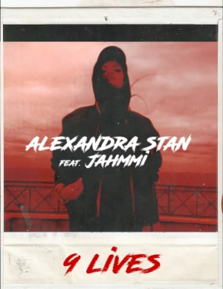 Alexandra Stan are 9 vieti