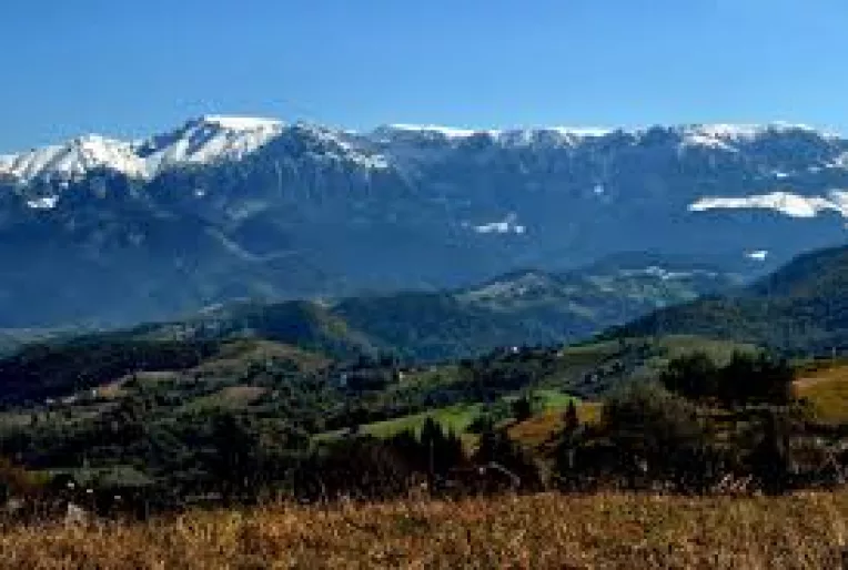 Baza extraterestra din Muntii Bucegi ascunde o poarta catre o alta lume