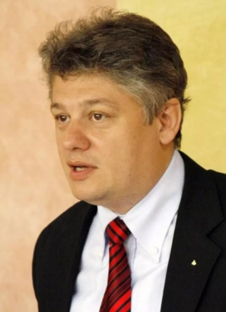 Continua programul de asfaltare in Eforie