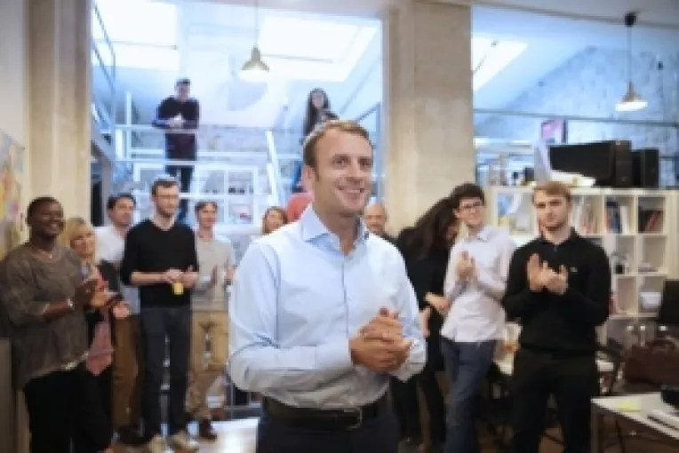 Emmanuel Macron este noul presedinte al Frantei