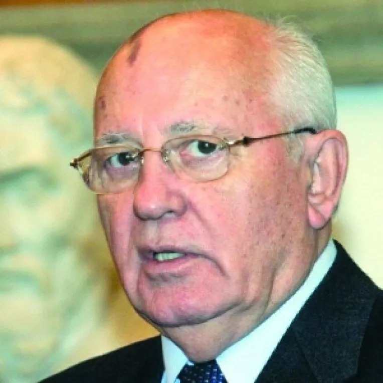 Gorbaciov critica extinderea NATO