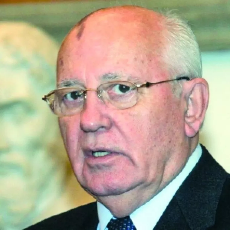 Gorbaciov revine pe scena politica a Rusiei