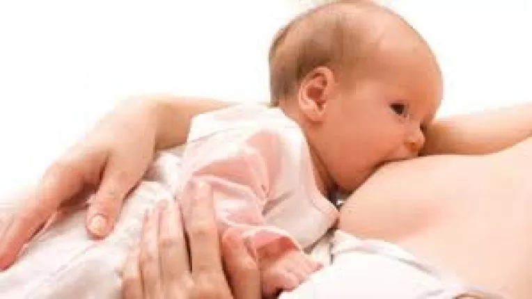 Laptele matern contine molecule capabile sa combata infectiile si sa faciliteze cicatrizarea