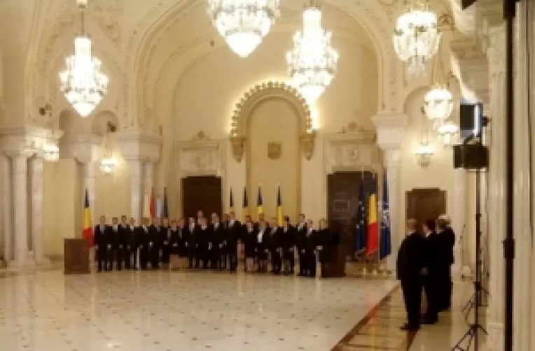 Ministrii au depus juramantul de investire in functie la Palatul Cotroceni