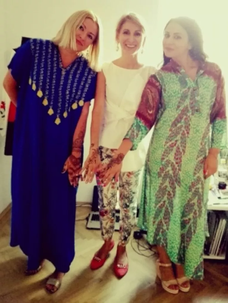 Muna Radu: Mi se pare exotic si senzual sa-ti faci un tatuaj cu henna