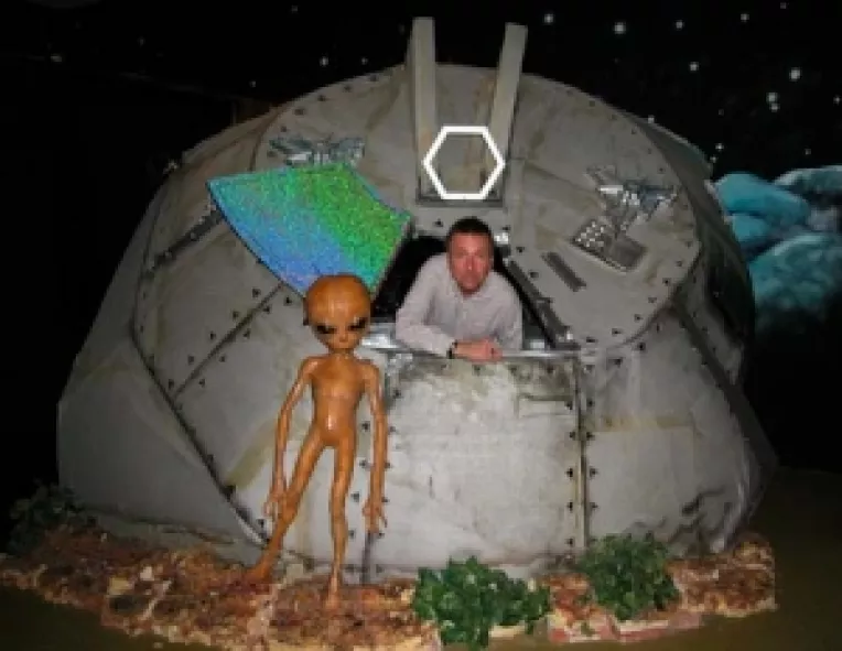 Nicholas Redfern : Adevarul despre OZN-uri si despre extraterestrii care sunt deja pe Terra nu va fi dezvaluit (2)