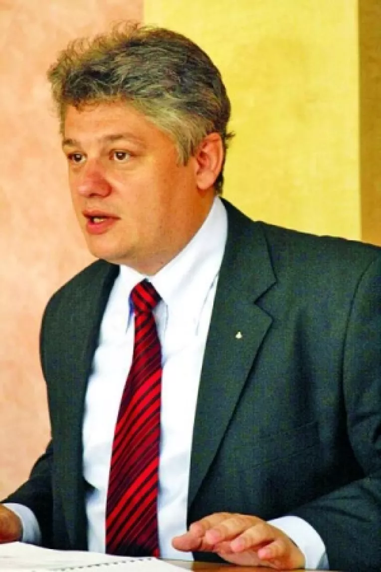 Politistii detasati la Eforie, cazati de THR