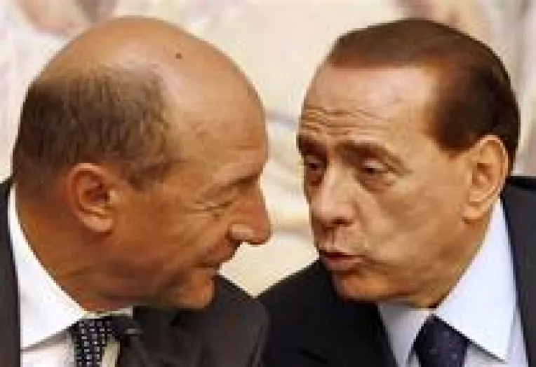 Premierul Boc in Italia: Intalnire cu premierul Berlusconi si audienta la Papa