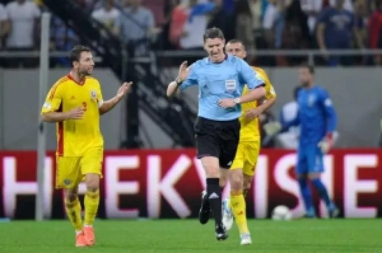 Romania – Olanda 1 – 4: Talharul cu Fluier Craig Thomson ne-a dat lovituri decisive 