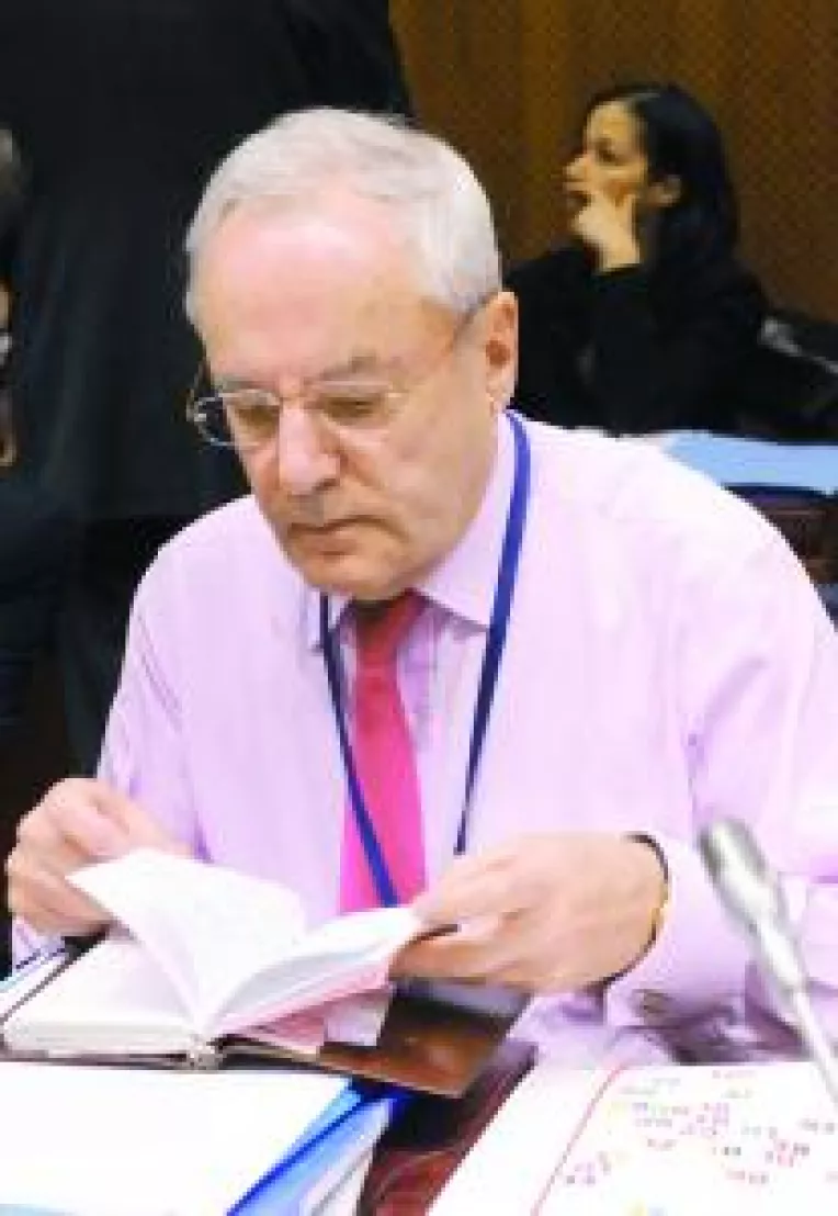 UE cere SUA ridicarea vizelor pentru romani