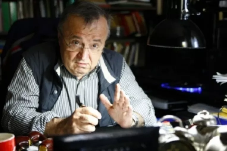 Un interviu exceptional cu ION CRISTOIU, scriitorul obligat sa traiasca viata de jurnalist (2)