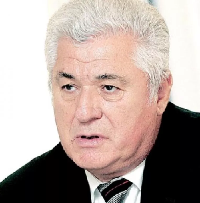 Vladimir Voronin il ataca din nou pe Basescu